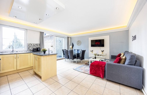 Poplar Apartment | Luxury Apartment in Canary Wharf