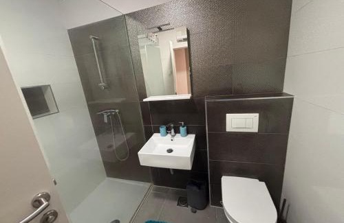 Brulo Apartment | LUXURY APARTMENT KALA 2