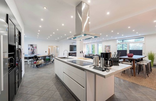 Altendorf Apartment | Luxury apartment with large garden near Messe Essen/Duesseldorf