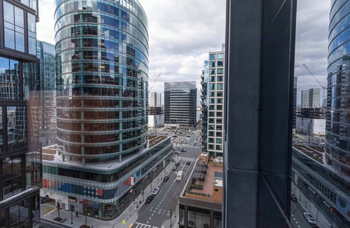 Seaport District Apartment | Luxury Apt Steps to Shops and Restaurants
