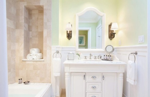 Grace Bay Hotel | Luxury Awaits with Pool, Gourmet Dining, and Direct Access to Pristine Beaches