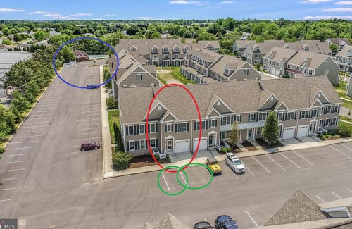 Rehoboth Beach Condo | LUXURY BEACH CONDO - 3 BR/BA- CLEAN LINENS INCLUDED!