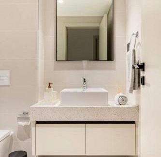 Dubai Marina Apartment | Luxury Beach Front 1BR