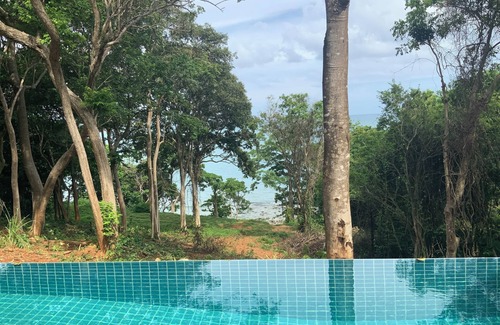 Rawai Villa | Luxury Beach front Villa in Rawai Absolute calm