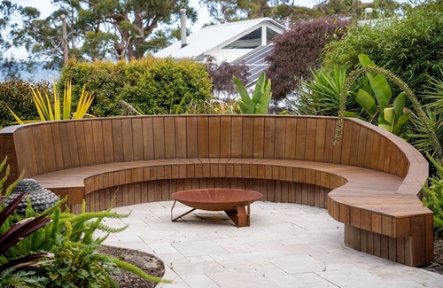 Hyams Beach House | Luxury Beach House - Book 2 nights and get 1 night FREE T & C's apply
