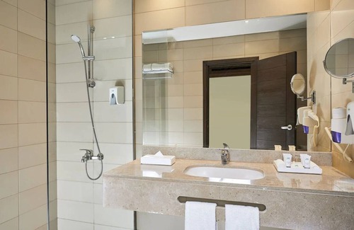 El Quseir Resort | Luxury Beachfront Resort | Pool View, Spa Tennis Courts & Diving at Coraya Bay
