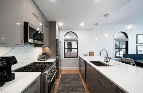 Edwards Condo | Luxury Beaver Creek - Arrowhead - ski in & ski out, hot tub & pool, remodeled