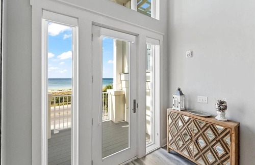 Bid-a-wee Beach House | Luxury Breeze - Luxury Home with Private Pool & Private Beach!
