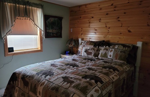 Aroostook Cabin | Luxury Cabin #3