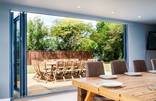 Upton Cheyney House | Luxury cabin in great location, hot tub, sleeps 18
