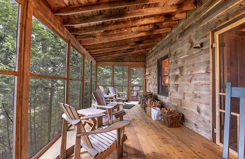 Saranac Lake Cabin | Luxury Cabin on the Lake & In The Trees