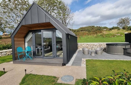 Newry Cabin | Luxury Cabin with Private Hot Tub 4