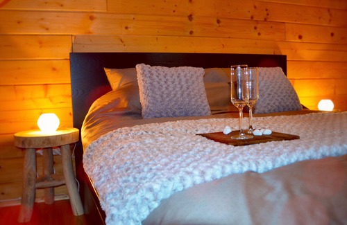 Barvaux Ski Chalet | Luxury chalet for 4 adults. and 4 - 6 kids, sauna, hot tub in the Belgian Ardennes