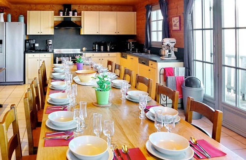 Villarembert Ski Chalet | Luxury Chalet 4* · All comfort · Jacuzzi & Sauna · 5 Bedrooms
