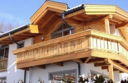 Piesendorf Ski Chalet | Luxury chalet in a quiet location near ski slopes and swimming lake/beach Zell am See