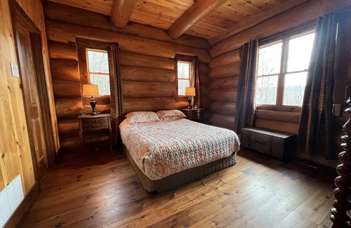 Wentworth Cabin | Luxury Chalet in Laurentiens