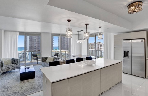 Hallandale Beach Apartment | Luxury Condo at Beach Walk Resort