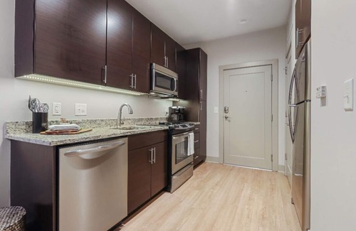 Downtown Baltimore Apartment | Luxury Condo Downtown Harbor Views/Nurse Haven