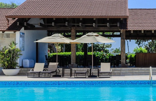 Los Brazos Apartment | Luxury condo on private sandy beach