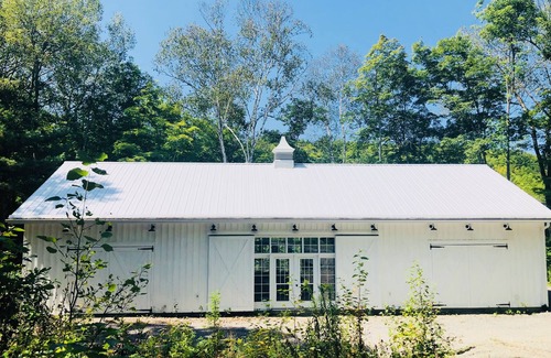 Muskoka Lakes Cottage | Luxury Cottage, Lake Joseph 5 Bdrm With Tennis & Pickleball On Private 9 Acres