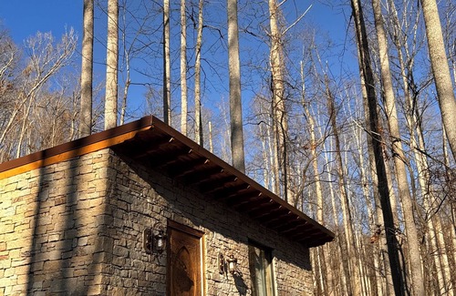 Weaverville Cottage | Luxury Cottage Mountain Retreat