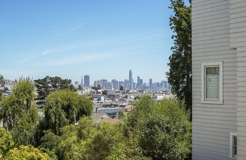 Noe Valley Apartment | Luxury Designer Pad in the Heart of SF