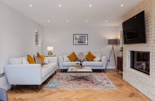 Stow-on-the-Wold House | Luxury dog friendly holiday cottage - Nursery End House