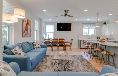 Historic Waverly Apartment | Luxury Dream Home-12 South Star-Mins 2 Gulch