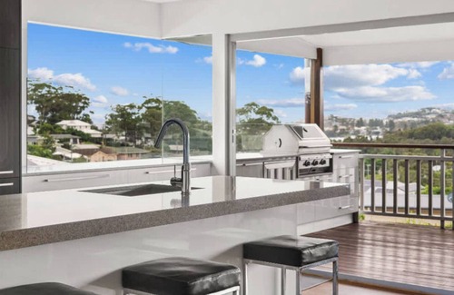 Wamberal House | Luxury Escape - Close to Beach