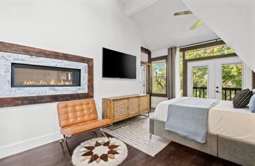 Langdon Apartment | Luxury escape in DC, with a private Deck! Parking included