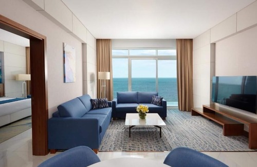 Al Aqah Apartment | Luxury Executive Suite Near Sandy Beach by Luxury