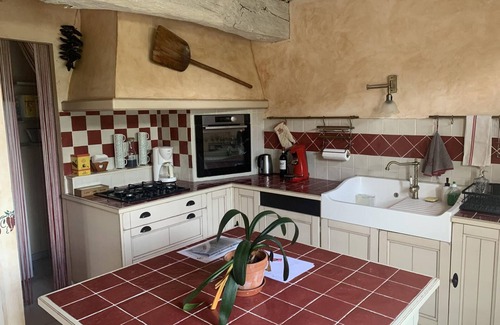 Mont-pres-Chambord Cottage | Luxury Farmhouse: Spa, Sauna, Family-Friendly, Near Loire Castles