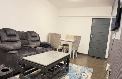 Nairobi Upper Hill Apartment | Luxury furnished apartment 2 bedroom and 24 hour security She has a car parking.