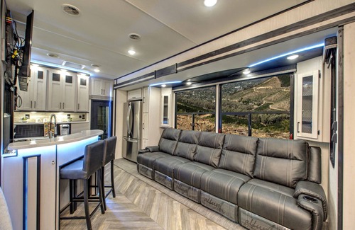 Bertram House | Luxury Glamping on Elm Creek Ranch