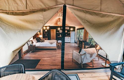 Mill Spring Other | Luxury Glamping Tent - The Perch - Near Tryon Equestrain Center