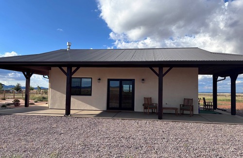 Elgin Cottage | Luxury guest house in Arizona's wine country