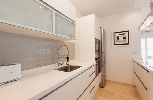 Istan Apartment | Luxury holiday home Lake and Sea view penthouse