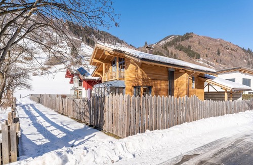 Woerth House | Luxury holiday home with wellness and fireplace