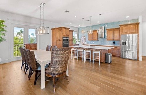 Gulf Shores House | Luxury Home- Coastal Chic Retreat in South Seas – Steps from the Beach-4 Bedroom