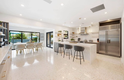 North Corals House | Luxury Home, Guest Suite, Heated Pool, Tiki, Grill