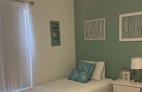 Lake Wilson Preserve House | Luxury Home Minutes to Disney Championship Golf Priv. Pool 5 Bedroom Sleeps 10