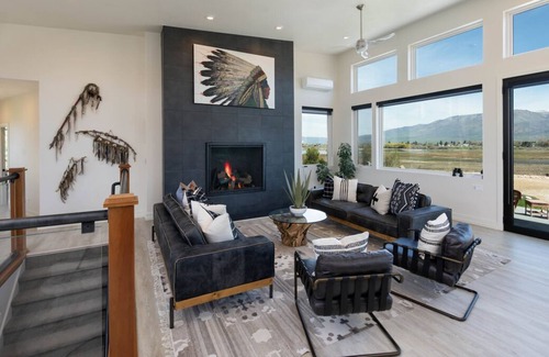 Huntsville House | Luxury Home on Pineview Reservoir w/Salt Water Hot Tub!