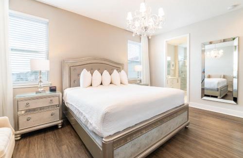 West Kissimmee House | Luxury Home With Themed Rooms, Air Hockey Near Disney With Waterpark & Resort Access At Encore Resort - 7699Gr