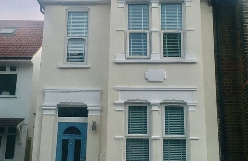 Wembley Central House | Luxury house with huge garden close to Wembley stadium
