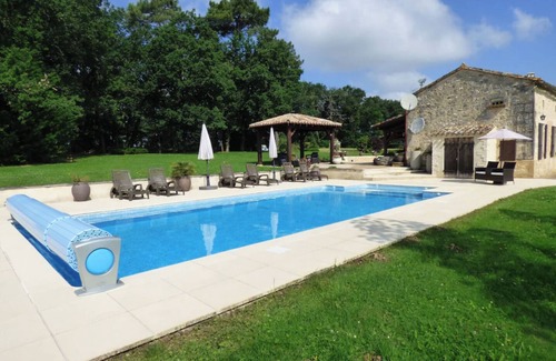 Rampieux House | Luxury House with private pool - stunning outdoor space with views