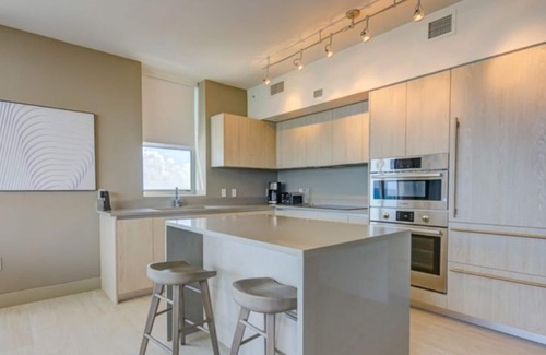 Hallandale Beach Apartment | Luxury Hyde Beach Hollywood 2Bed/2Bath Florida - Sleeps 6