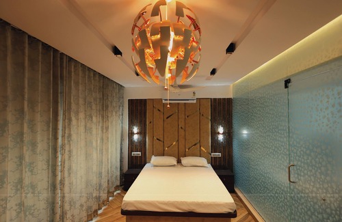 New Panvel East Villa | Luxury in Nature, Stay Grand, Elegance Blooms, Luxe Getaways, Nature Pure Luxury