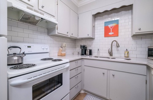 Vestavia Hills Apartment | Luxury in the Heart of Homewood, Minutes from Samford!