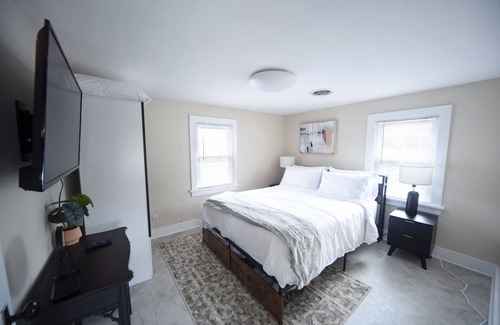 Lancaster Apartment | Luxury Lancaster Apartment