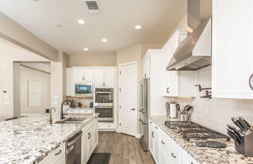 Starlight Estates House | LUXURY LIVING FOR SUPERBOWL